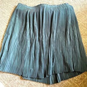 H&M skirt Women's Size 10
